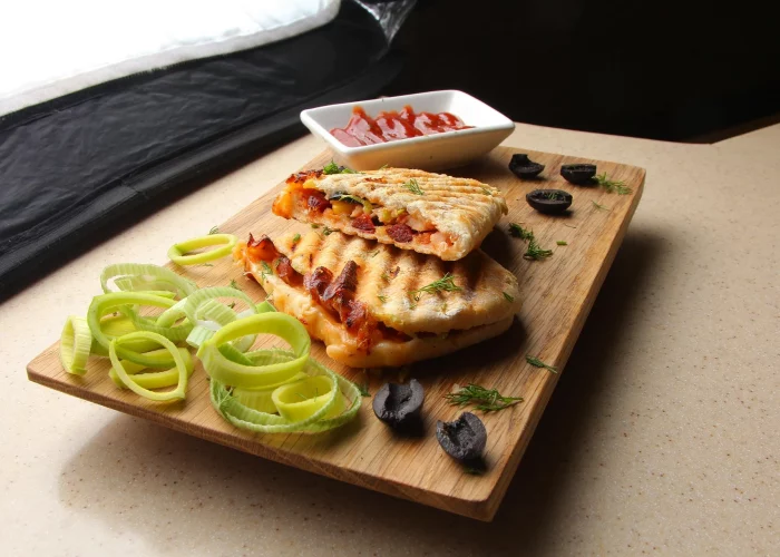 panini_bacon_crudite